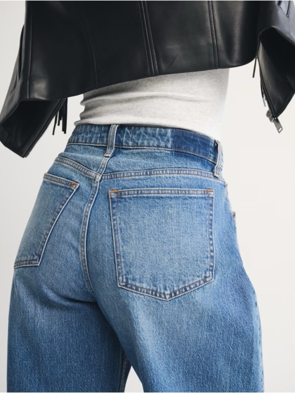 NWT Abercrombie Curve Love Barrel Jeans